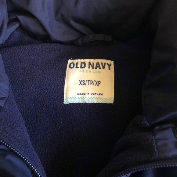 Old Navy dark blue Puffer Vest XS Like New! - Picture 7 of 10